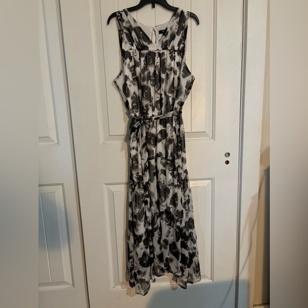 Simply Vera by Vera Wang Halter Midi Dress Floral Size L